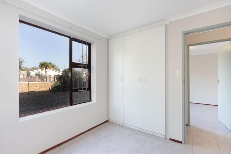 To Let 2 Bedroom Property for Rent in Windsor Park Western Cape